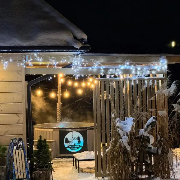 Bieszczady Beztroska Chata, hotel sa Mchawa