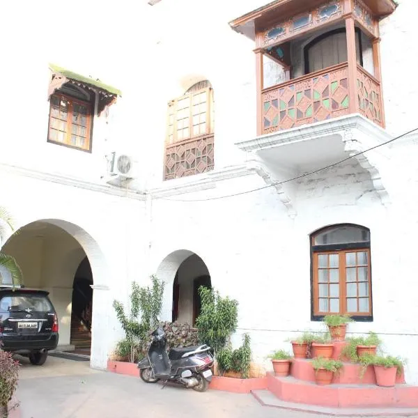 Hotel Ritz、プネのホテル