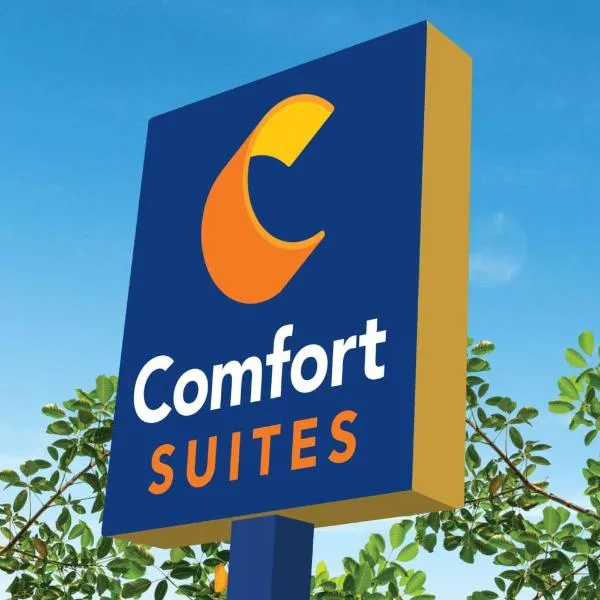 Comfort Inn & Suites Sheboygan I-43, hótel í Sheboygan