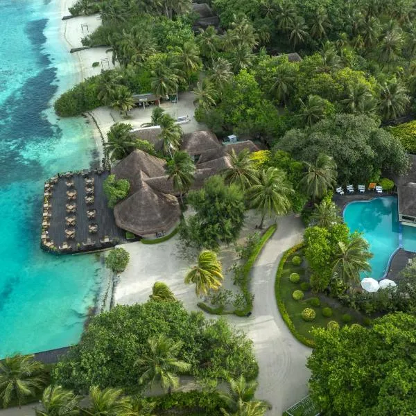 Adaaran Select Huduran Fushi - Free Dine around Premium All Inclusive 24 hours - 1 Child Stays Free between April 2025 to September 2025 - 45 mins by Speedboat、北マーレ環礁のホテル