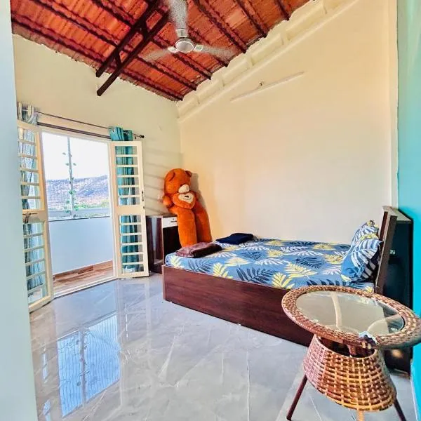 Shree Samartha Guest House, hotel en Jejūri