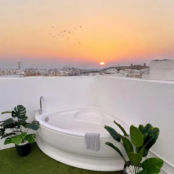 Modern Penthouse with Sea & Valletta view, hotel in Misraħ Il-Barrieri