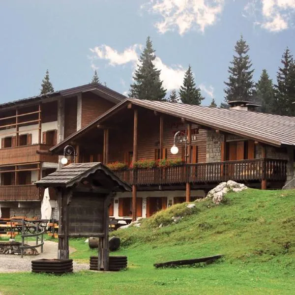 Rifugio Escursionistico Tita Piaz, hotel v destinaci Ampezzo