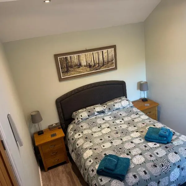Millstone Stables Cottage, hotel v destinaci Chinley