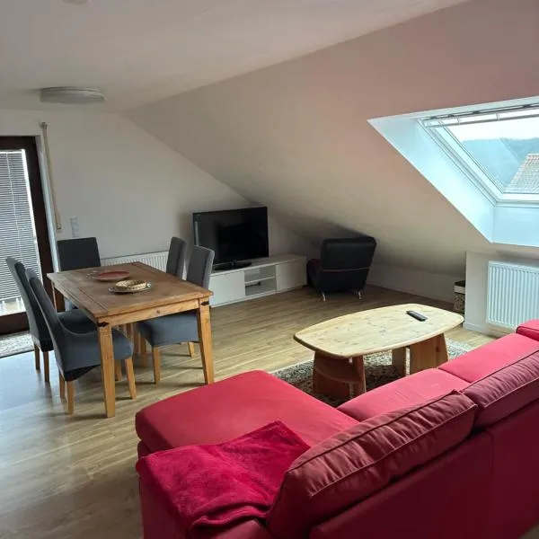 Neu renovierte 2 Zimmer Wohnung 24h Check-In, hotel en Gädheim