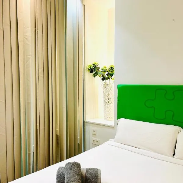Central and spacious apartment-Historic Center, hotel v Malaze