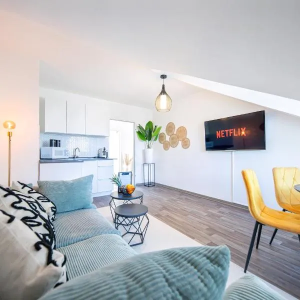 nestup - Zentrales Apartment mit Boxspringbetten, Smart-TV und ausgestatteter Küche, hotel in Kassel