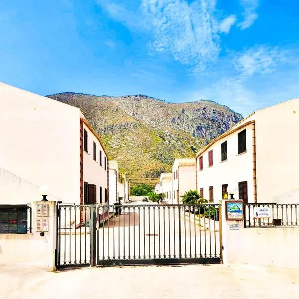 Sole di Sicilia, hotel v destinaci Castelluzzo