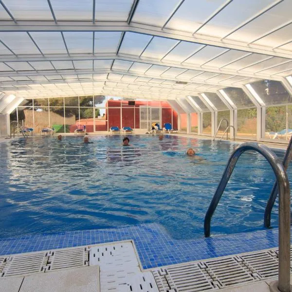 Complejo Turístico & Camping Cabopino, hotel v destinaci Marbella