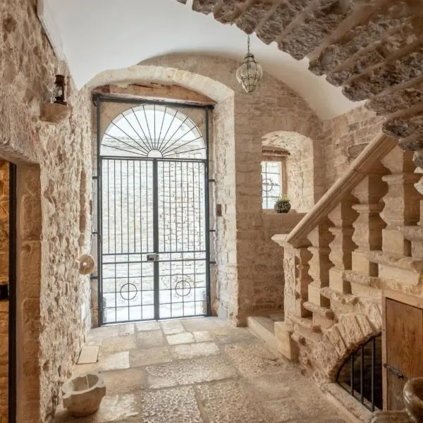 Palazzo Rizzi Dimora dei Templari, hotel in Bitetto