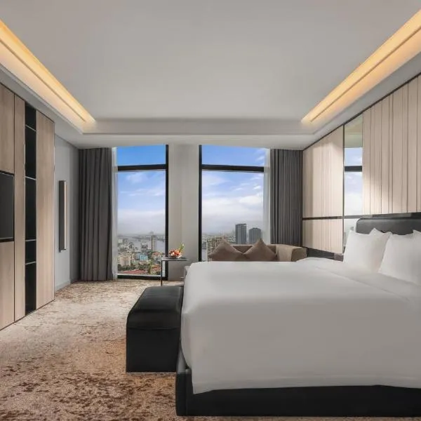 Crowne Plaza Danang City Centre by IHG、ダナンのホテル