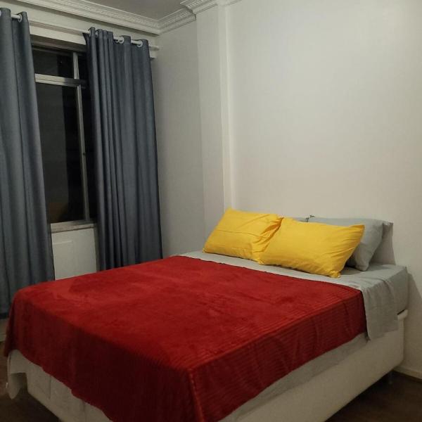 Apartamento com garagem próximo à praia
