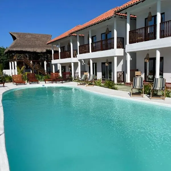 Hotel Villa Toti، فندق في سانتا فيرونيكا