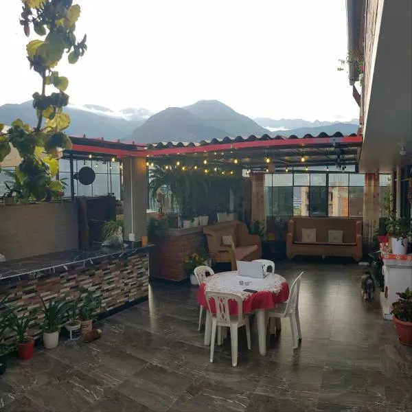 Menacho's House, hotel v destinaci Caraz