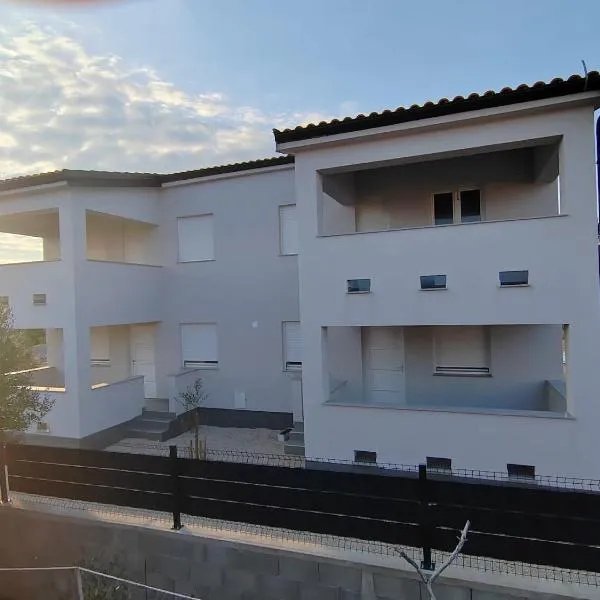Apartment Juli, Hotel in Vir