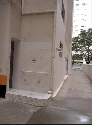 Apto 1 quadra da praia - Pitangueiras