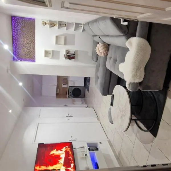 Cozy apartment Villepinte, hotel in Villepinte