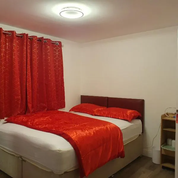 AMH Hotel - Greenford Station, hotel in Northolt