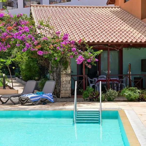 Porto Antigo II Poolside Appartment, hotel a Santa Maria