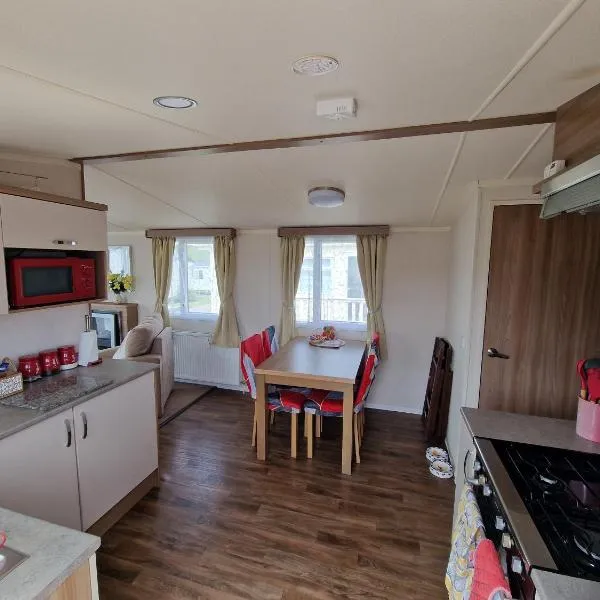 Durdlee Door, D27, Main Rd, West Lulworth, Wareham BH20 5PU, hotel v destinaci West Lulworth