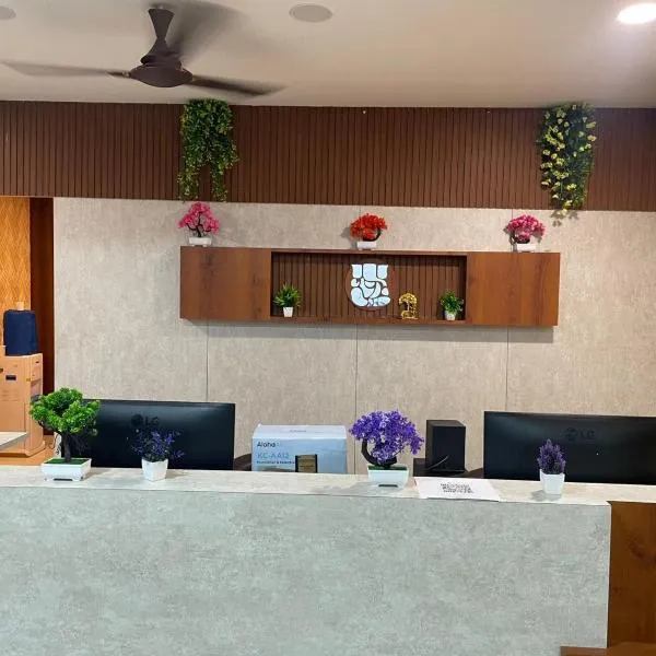 Maalyasa Hotel and Suites, hotel v destinaci Hajdarábád