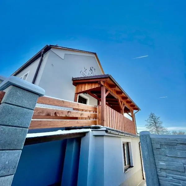 Apartmány U rybníků, hotel v destinaci Černá v Pošumaví