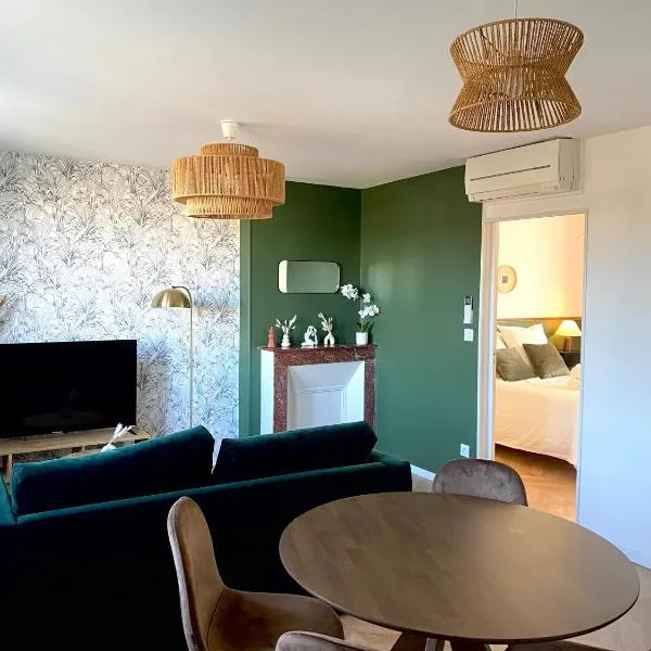 L'écrin vert - Wifi - Netflix - Climatisation - Parking Gratuit、ペリグーのホテル