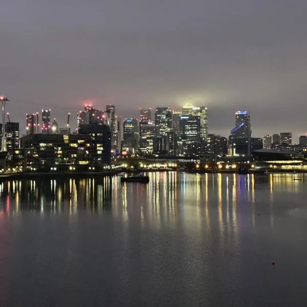 London City Airport home 4 U, Hotel in London