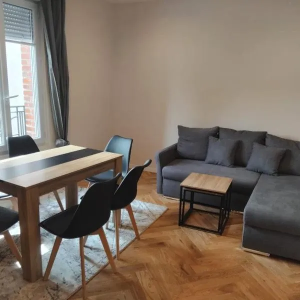 Très bel appartement à Paris et La Défense, hotel in La Garenne-Colombes
