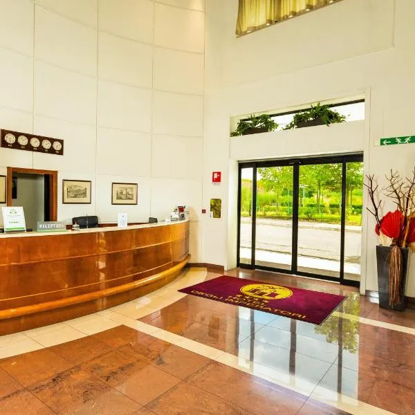 Hotel IMPERATORI, hotel in Colle Santa Colomba