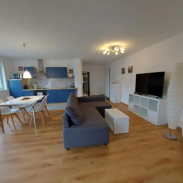 Schöne Ferienwohnung in Neu-Anspach, hotel in Neu-Anspach