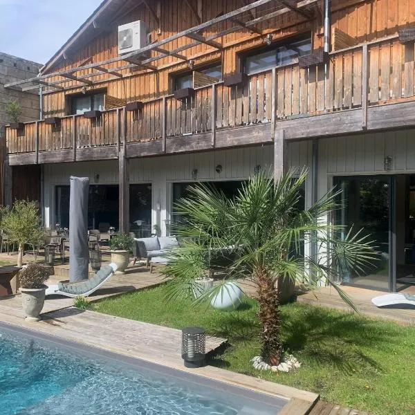 La Cabane D'Ambroise, hotel v destinaci Bordeaux