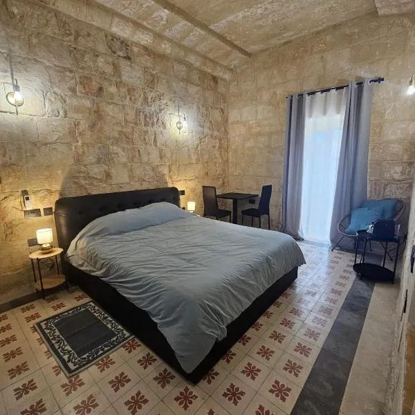 Studio in a Charming Maltese town house, hotel en Qrendi