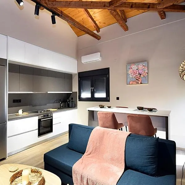 Politis Luxury Home, hotel Lamíában