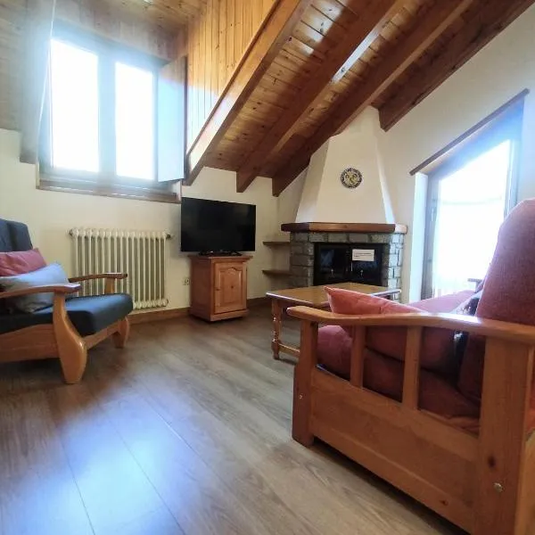 Check-in casas Ibonet 32, отель в городе Бенаске