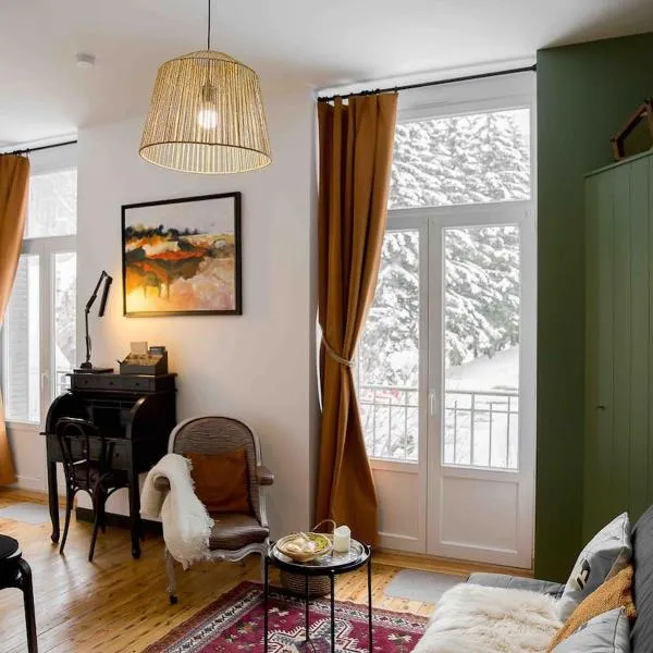 Nid douillet avec balcon et vue montagne Mt Dore, hotel v destinácii Mont-Dore