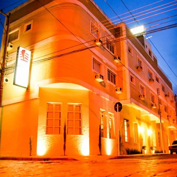 Hotel Castro Mendes, hotel di Joaquim Egídio