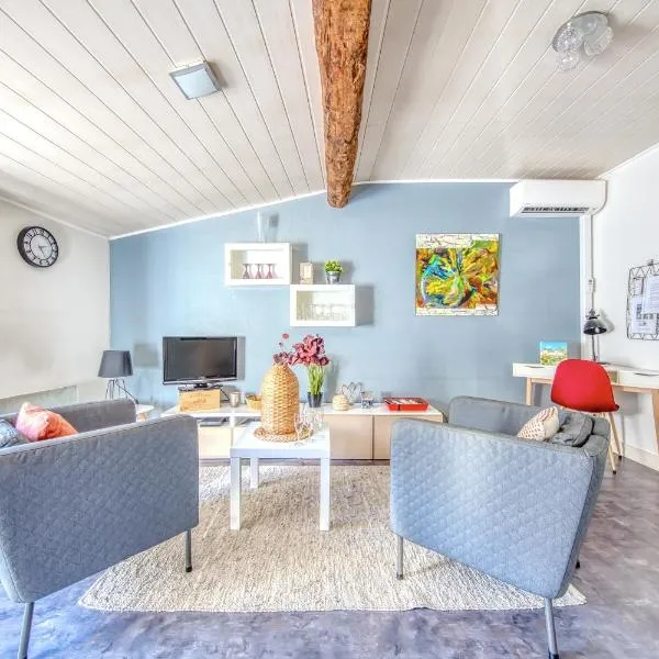 Sur La Route Des Vins - Libourne、リブルヌのホテル