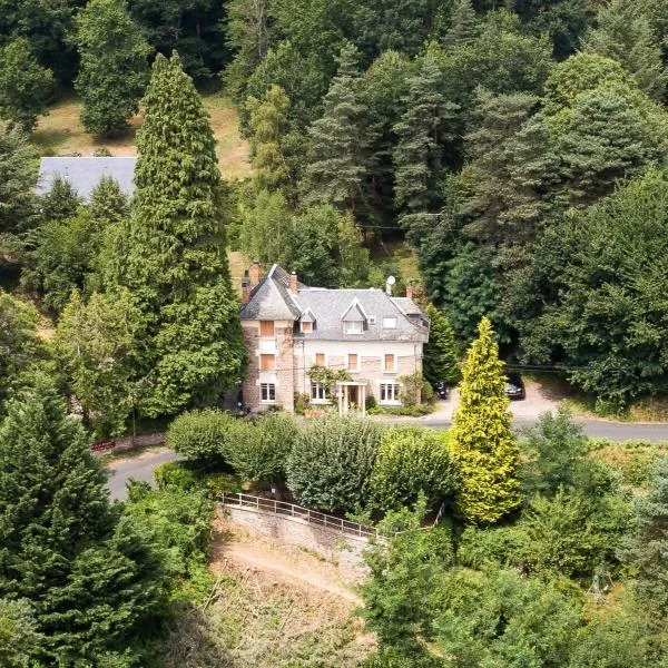 B&B Le Saut de la Bergère, hotel v destinaci Aubazines