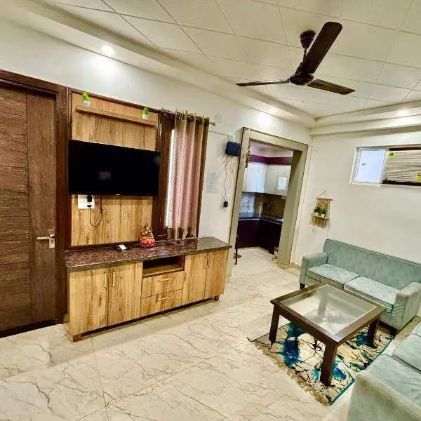 85 The Ganges 2 BHK Apartment for Homestay, hotel in Rishīkesh