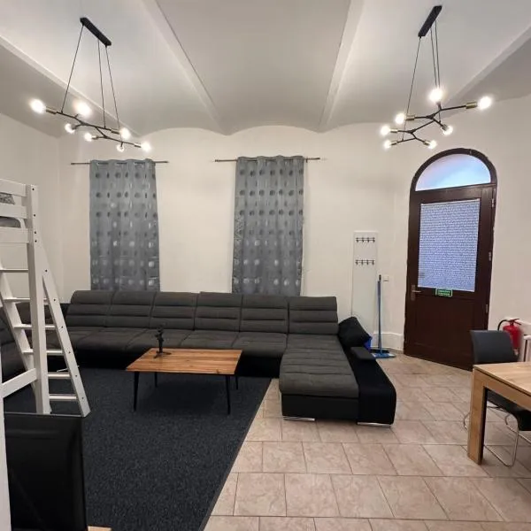 Ubytování u Šimků – hotel w mieście Broumov