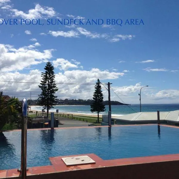 Beach House Mollymook, hotel in Burrill Lake