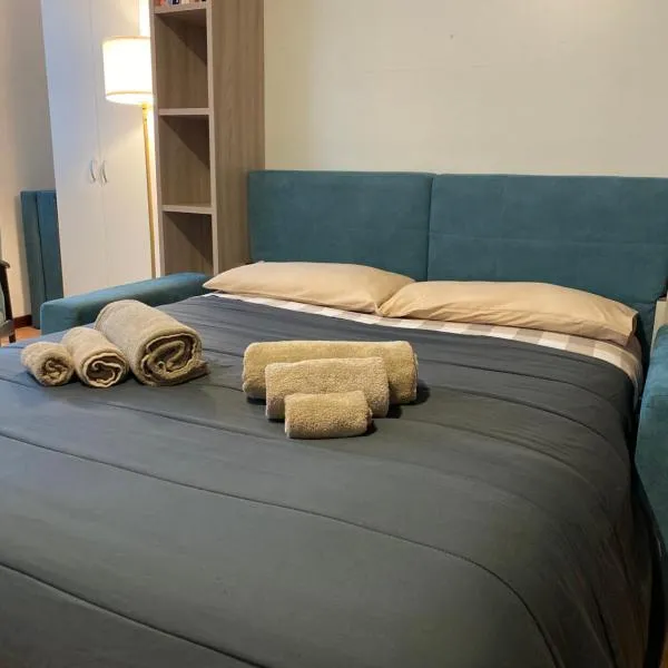 Appartamento ONE, hotel v destinaci Novara
