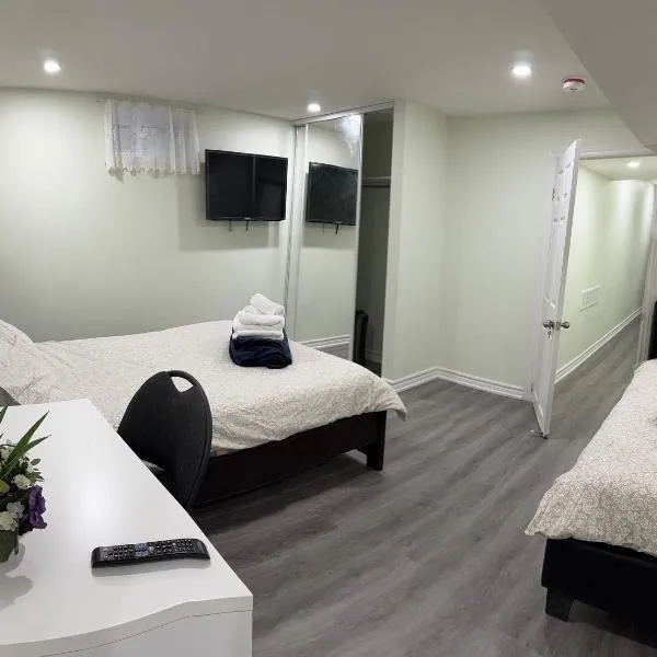 B02 luxurious suite, hotel in Mississauga