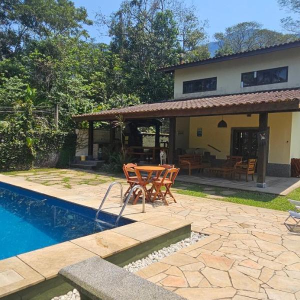 Casa da Josie em Maresias com piscina no pé da Mata Atlântica - 4 quartos