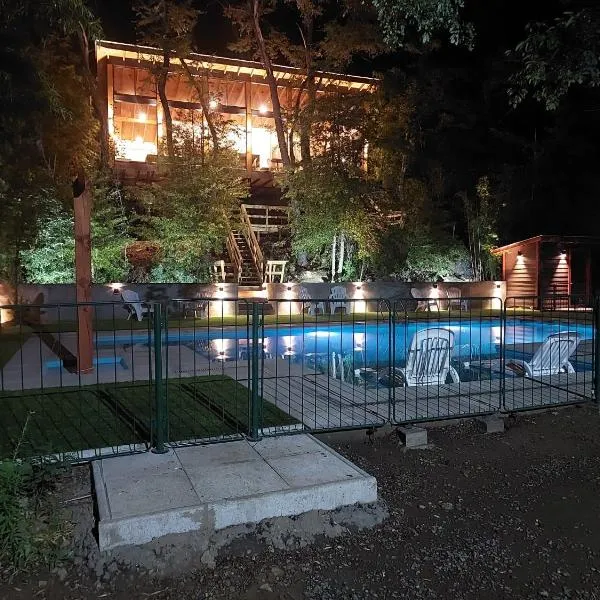 Complejo Alto La Invernada, hotel v destinaci Las Trancas