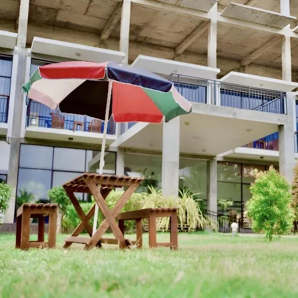 Aqua Marine Beach Hotel, hotel v destinaci Kalkudah