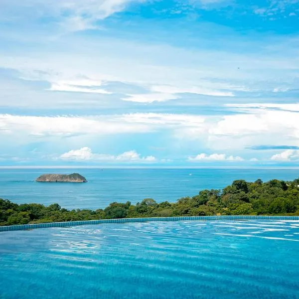 Villa Roca Boutique Resort & Suites - ADULT ONLY, hotel in Manuel Antonio