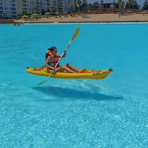 Departamento Laguna Bahia، فندق في ألغاروبو