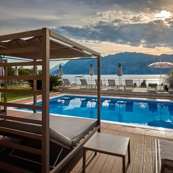 Hotel Capri, hotel Malcesinében